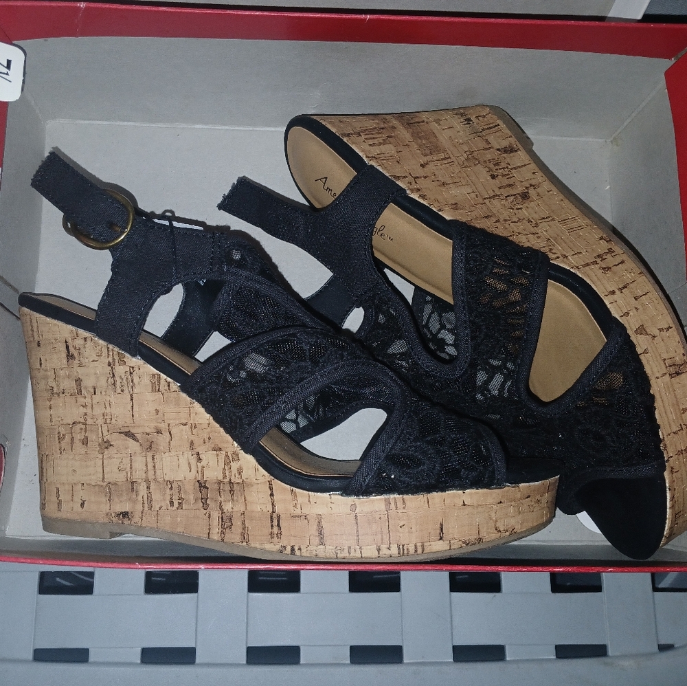 American Eagle Black Wedge Sandals